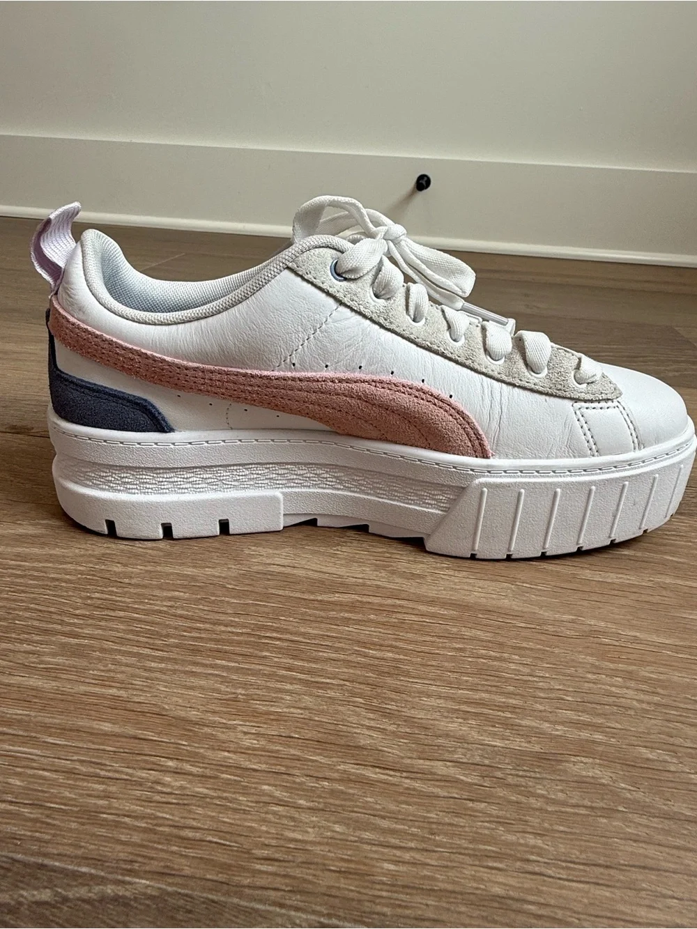 Puma White Sneakers with Pink Suede Formstrip and Gray Accent